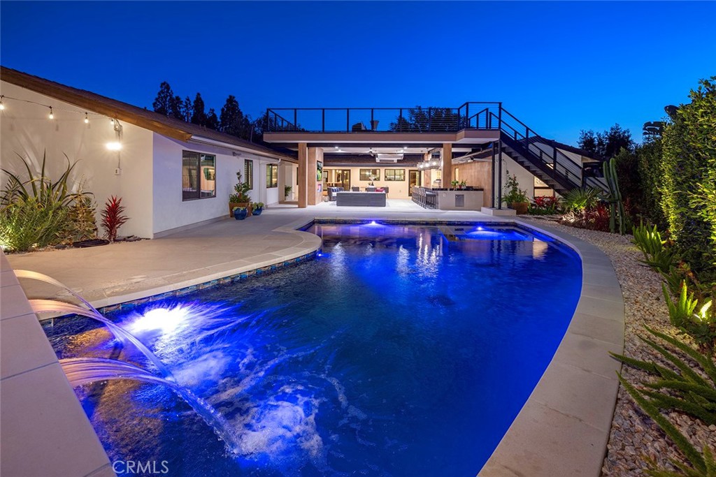 18821 Ridgeview Circle