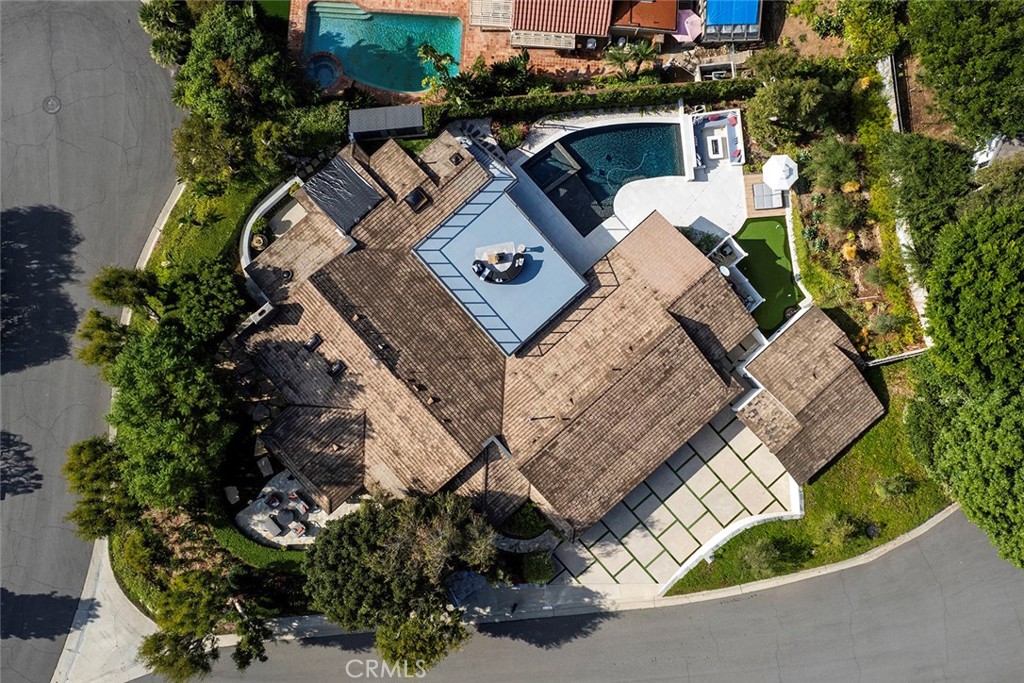 18821 Ridgeview Circle