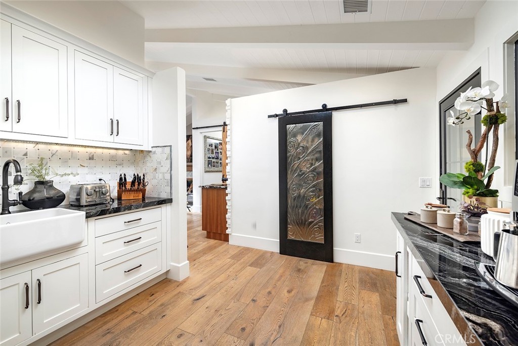 18821 Ridgeview Circle