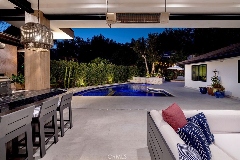 18821 Ridgeview Circle