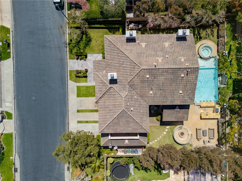 18915 Rockinghorse Lane
