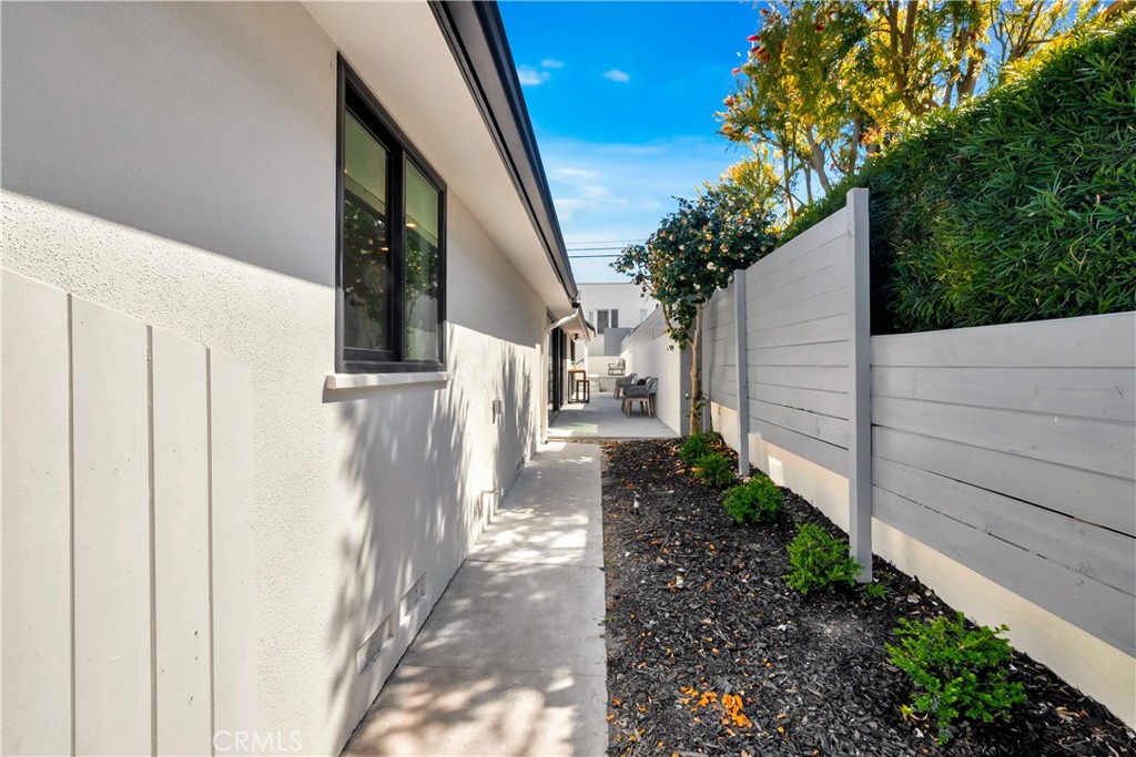 1603 Sunnyside Terrace