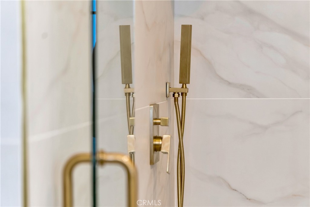 1603 Sunnyside Terrace