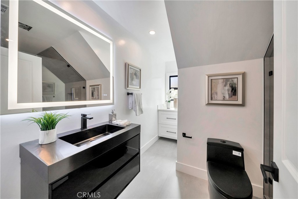 1603 Sunnyside Terrace