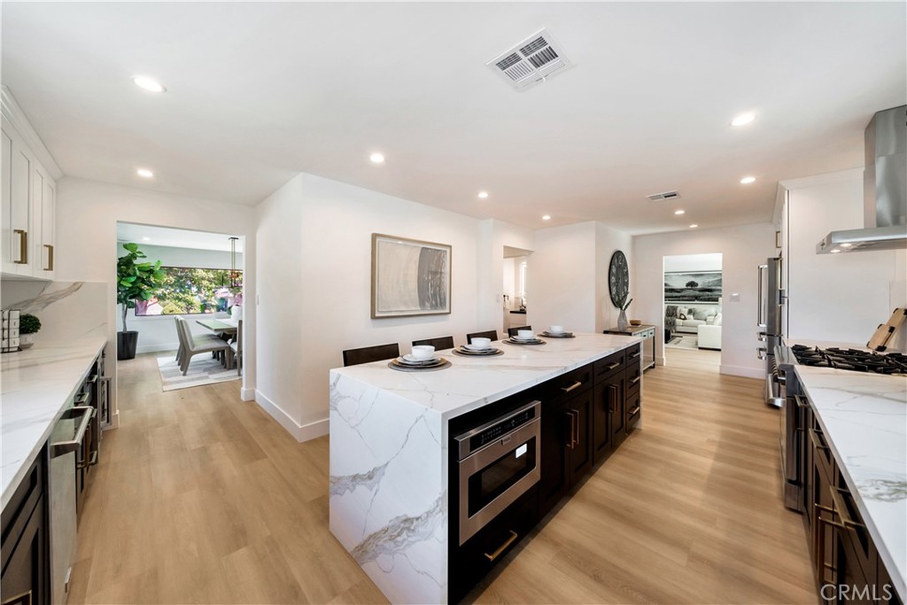 1603 Sunnyside Terrace