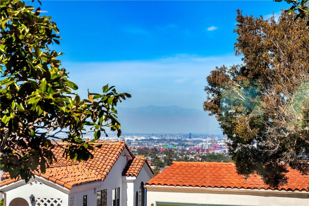 1603 Sunnyside Terrace