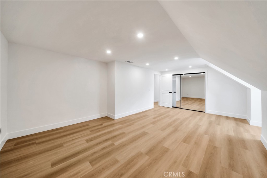 1603 Sunnyside Terrace