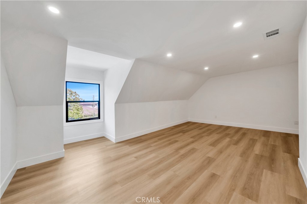 1603 Sunnyside Terrace