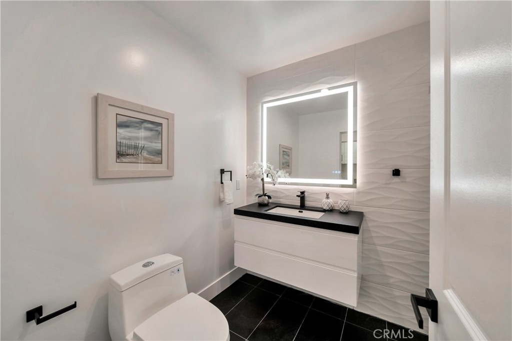 1603 Sunnyside Terrace