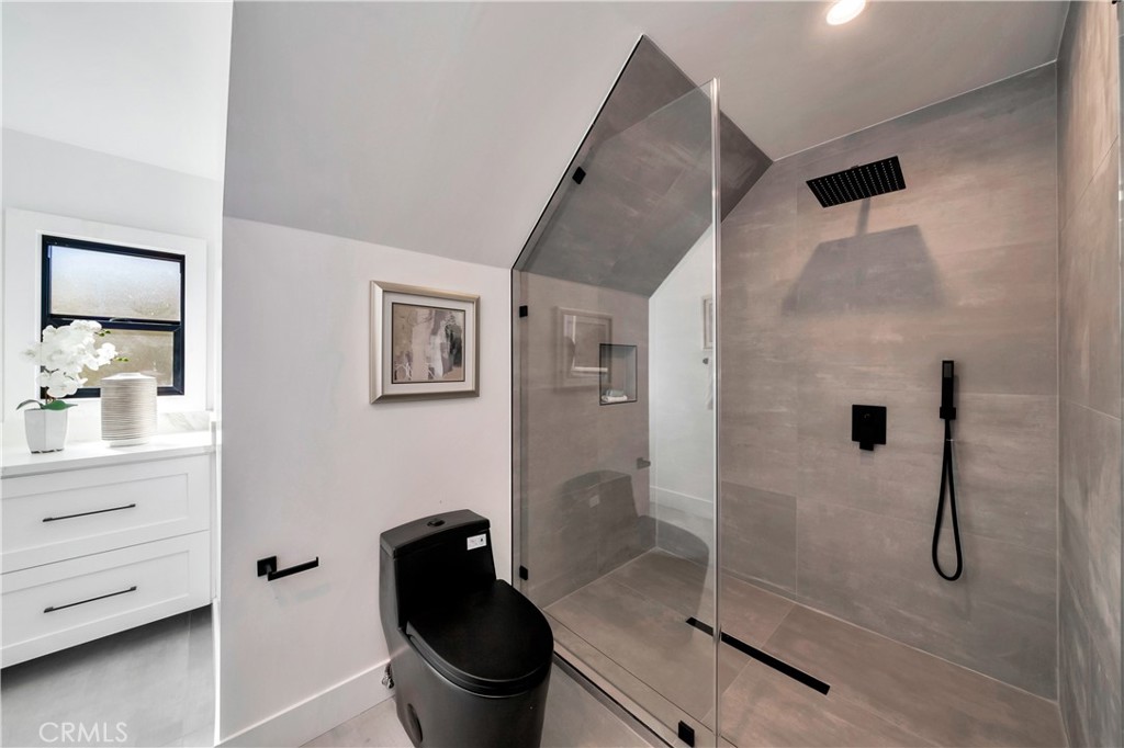 1603 Sunnyside Terrace