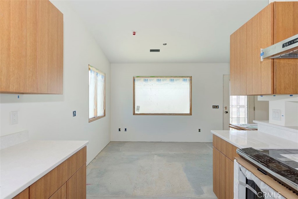 16592 Artesian Hills Ct