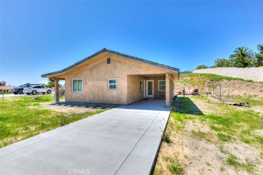 16592 Artesian Hills Ct