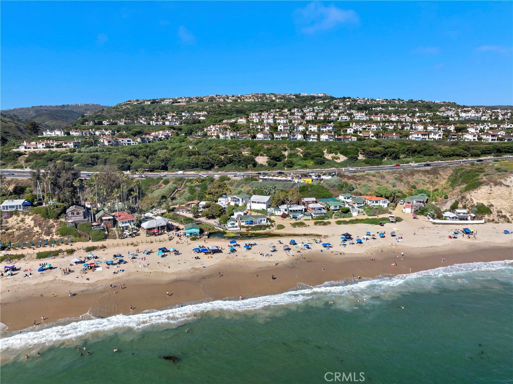 8 Whalers Bluff