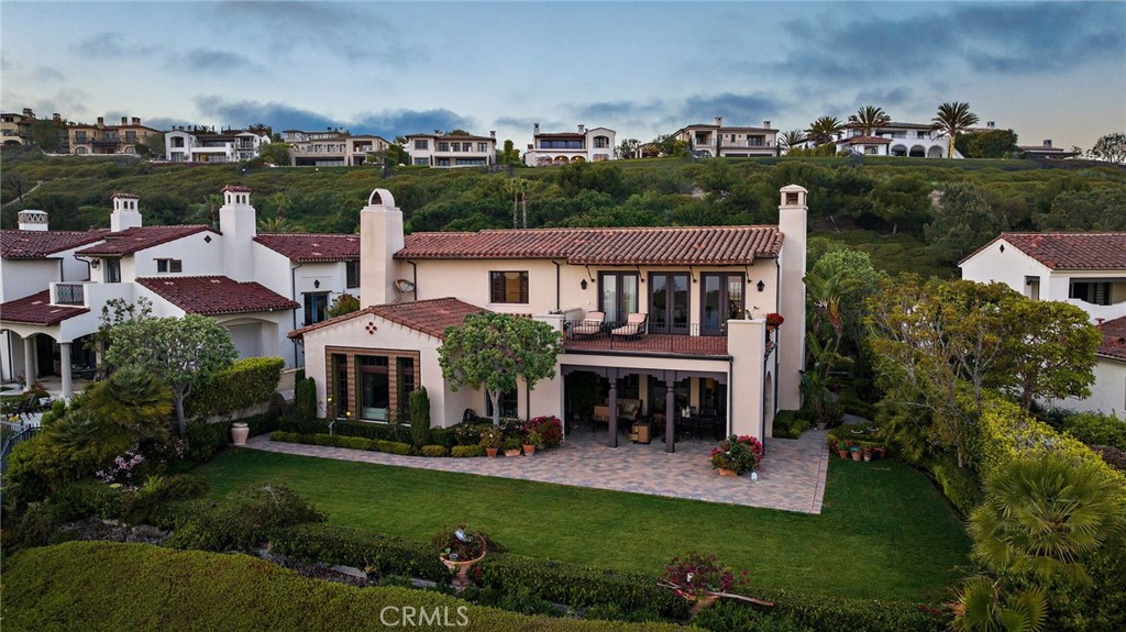 8 Whalers Bluff