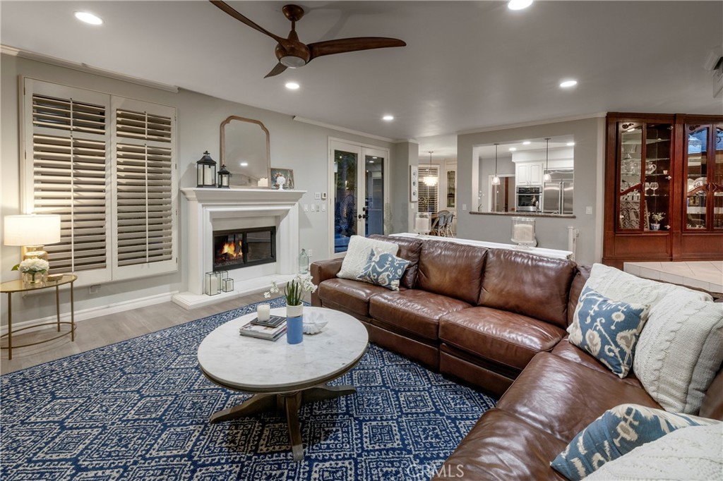 6592 Silverspur Lane