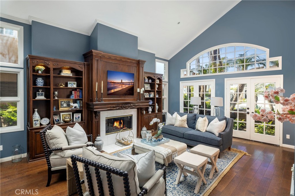 6592 Silverspur Lane