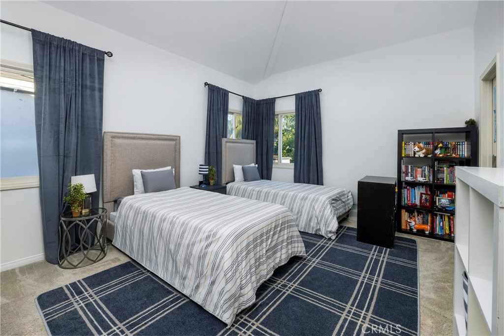 6592 Silverspur Lane