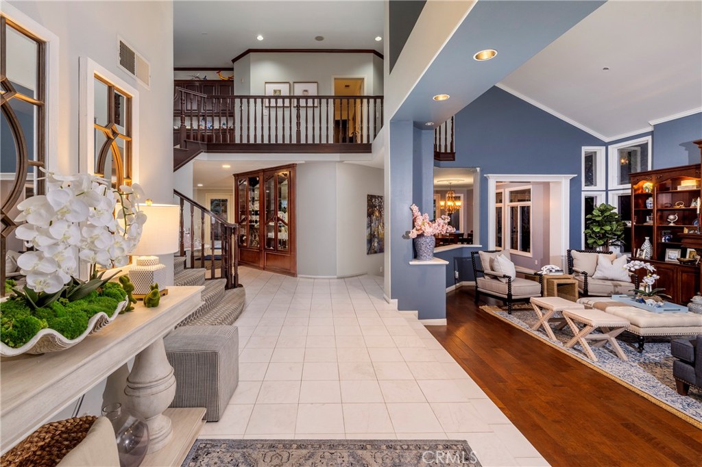 6592 Silverspur Lane