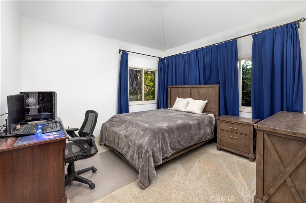 6592 Silverspur Lane