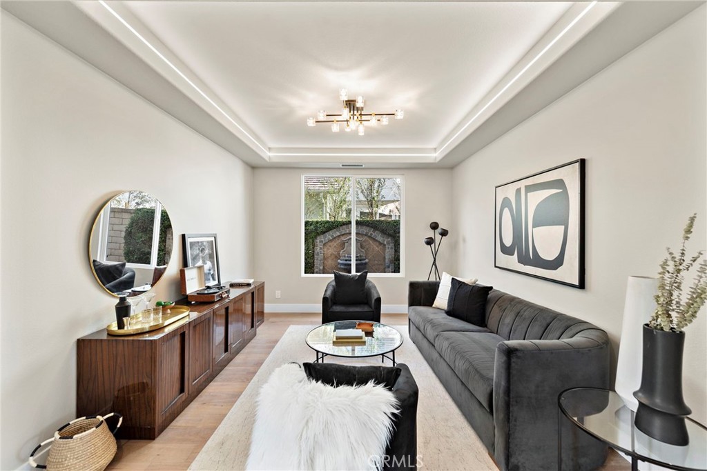 34 Vela Court