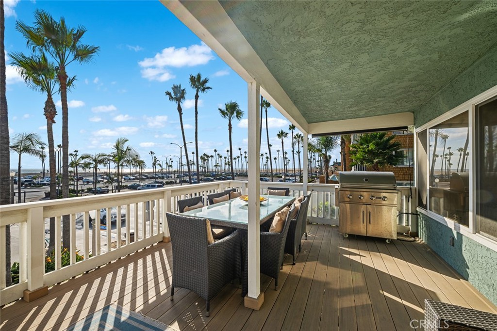 700 E Oceanfront