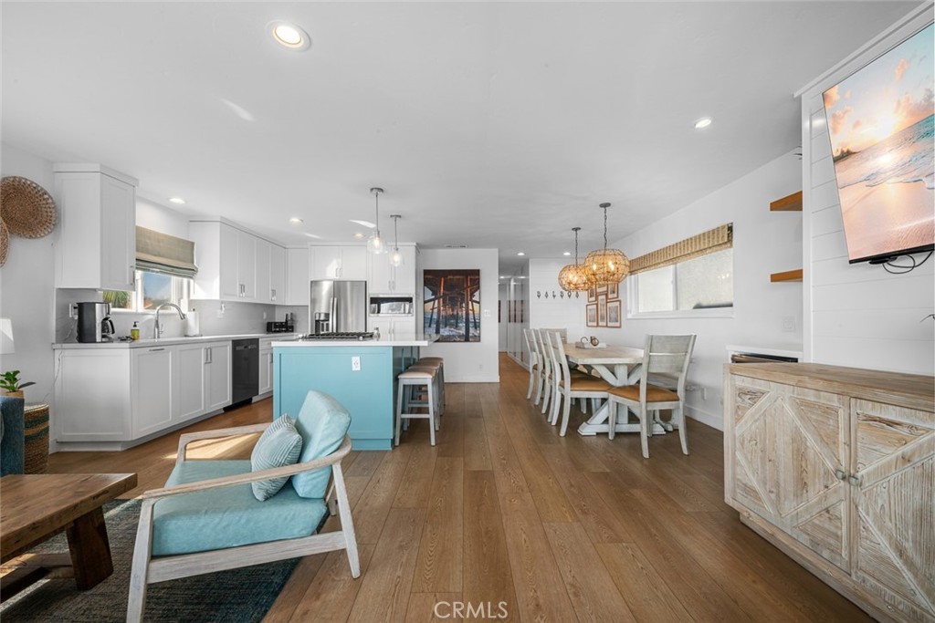 700 E Oceanfront