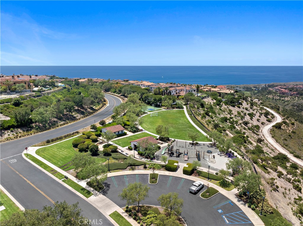 4 Coral Cay