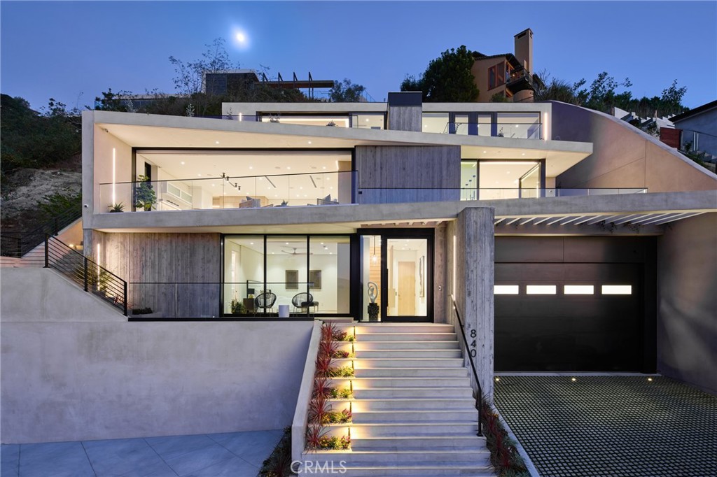 840 Gainsborough Drive