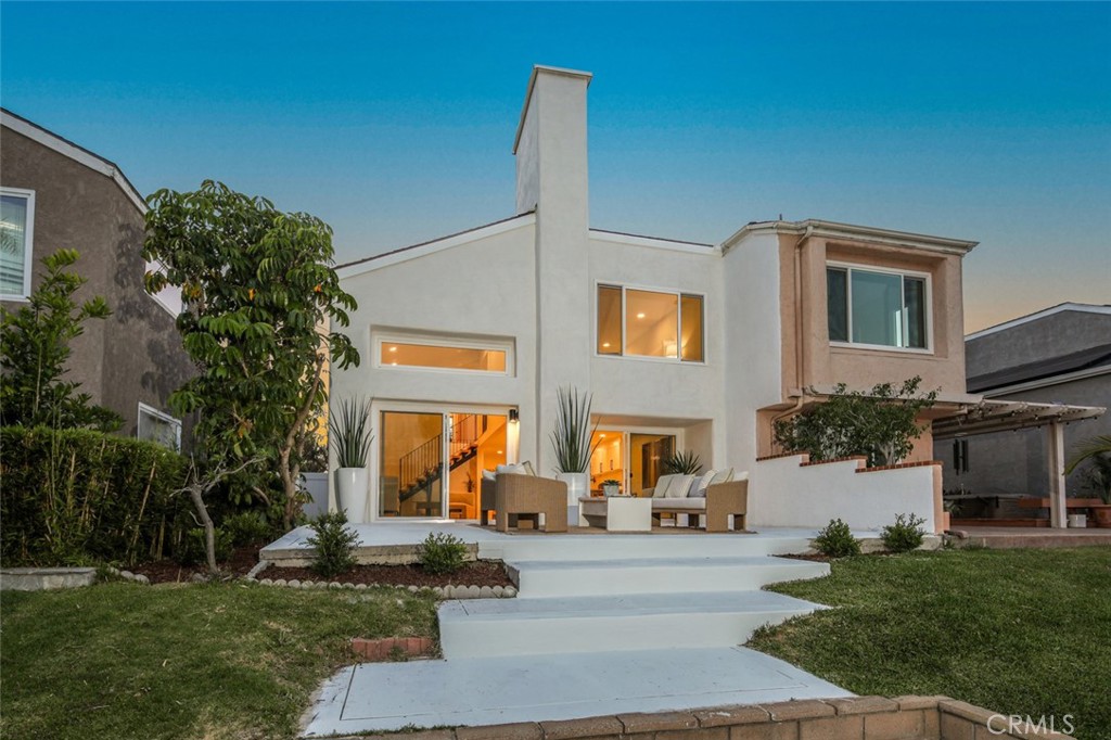 22526 Lake Forest Lane