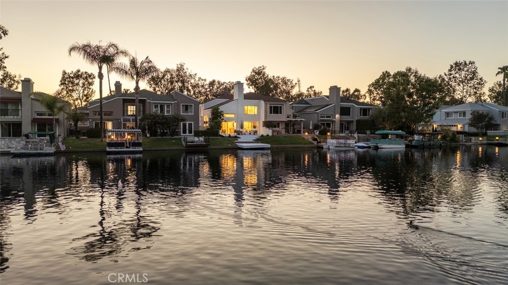 22526 Lake Forest Lane