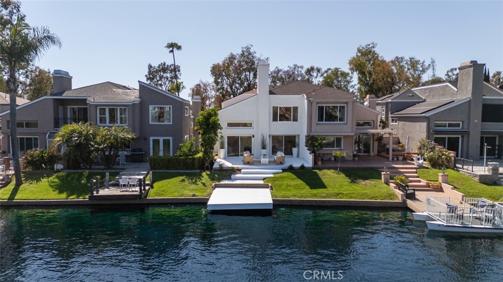 22526 Lake Forest Lane