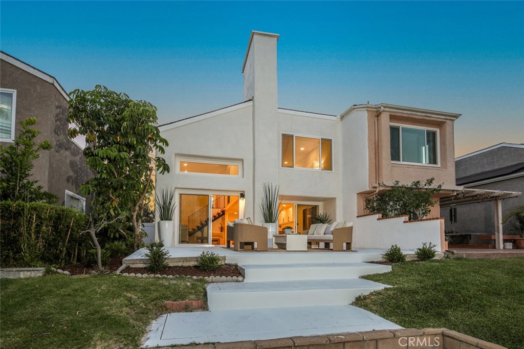 22526 Lake Forest Lane
