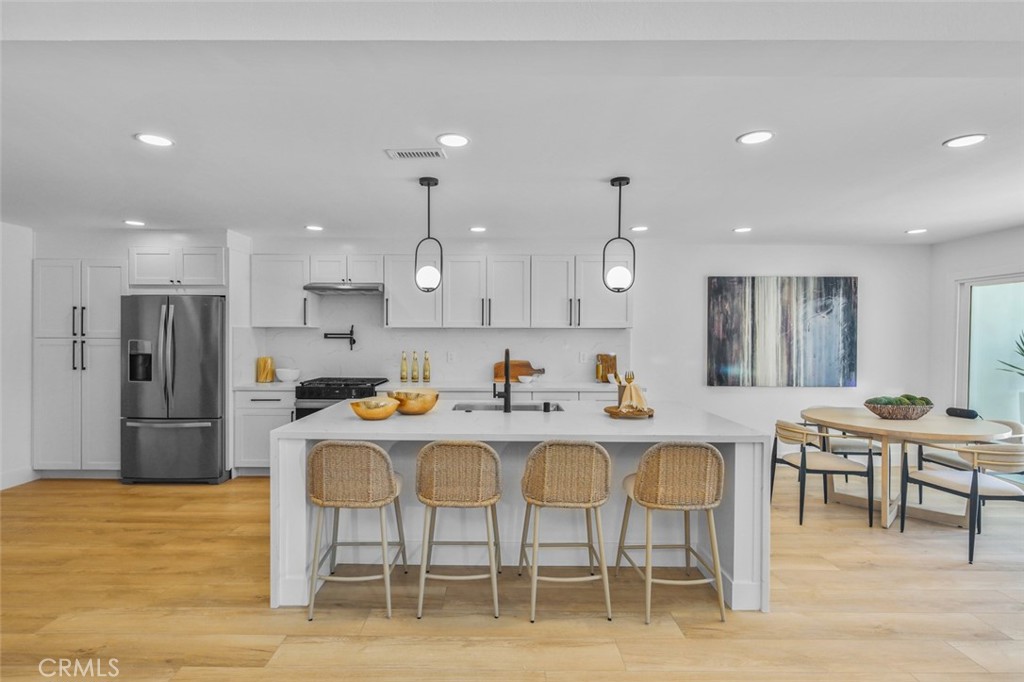 22526 Lake Forest Lane