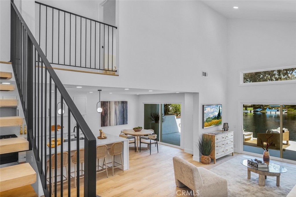 22526 Lake Forest Lane