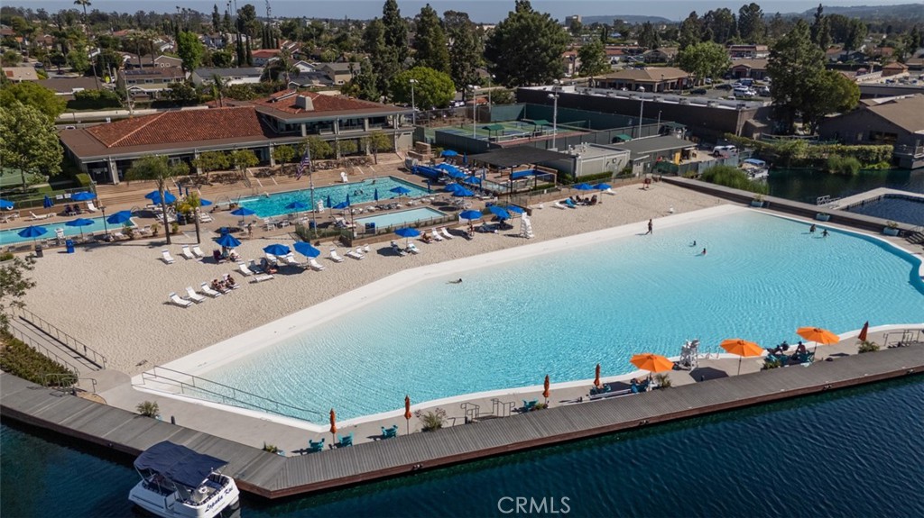 22526 Lake Forest Lane