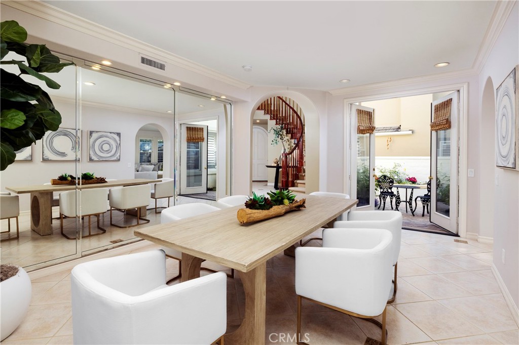 6471 Frampton Circle