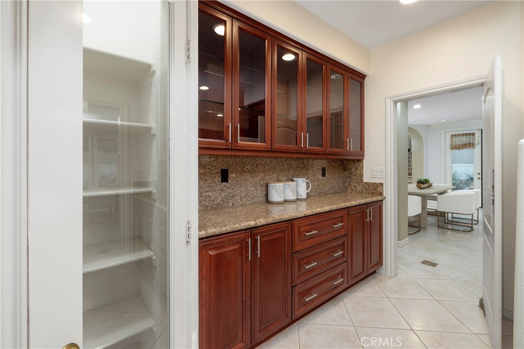 6471 Frampton Circle