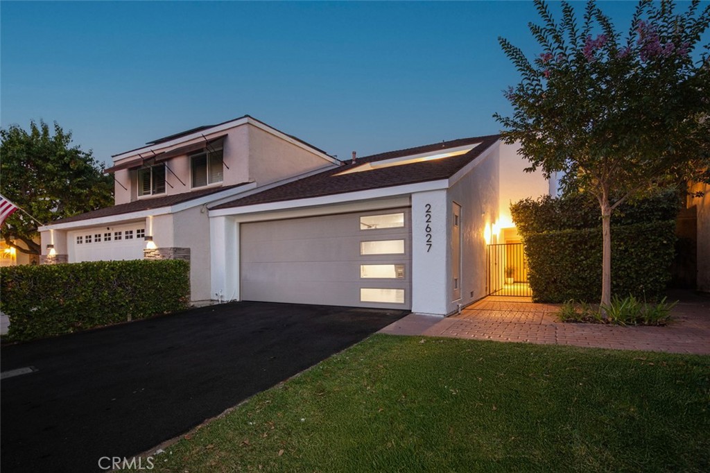 22627 Lakeside Lane