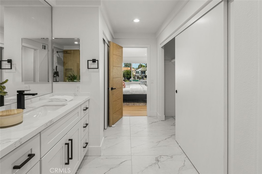22627 Lakeside Lane