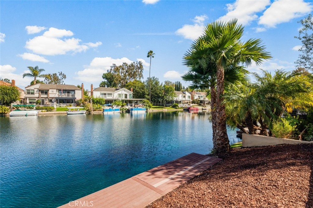 22627 Lakeside Lane