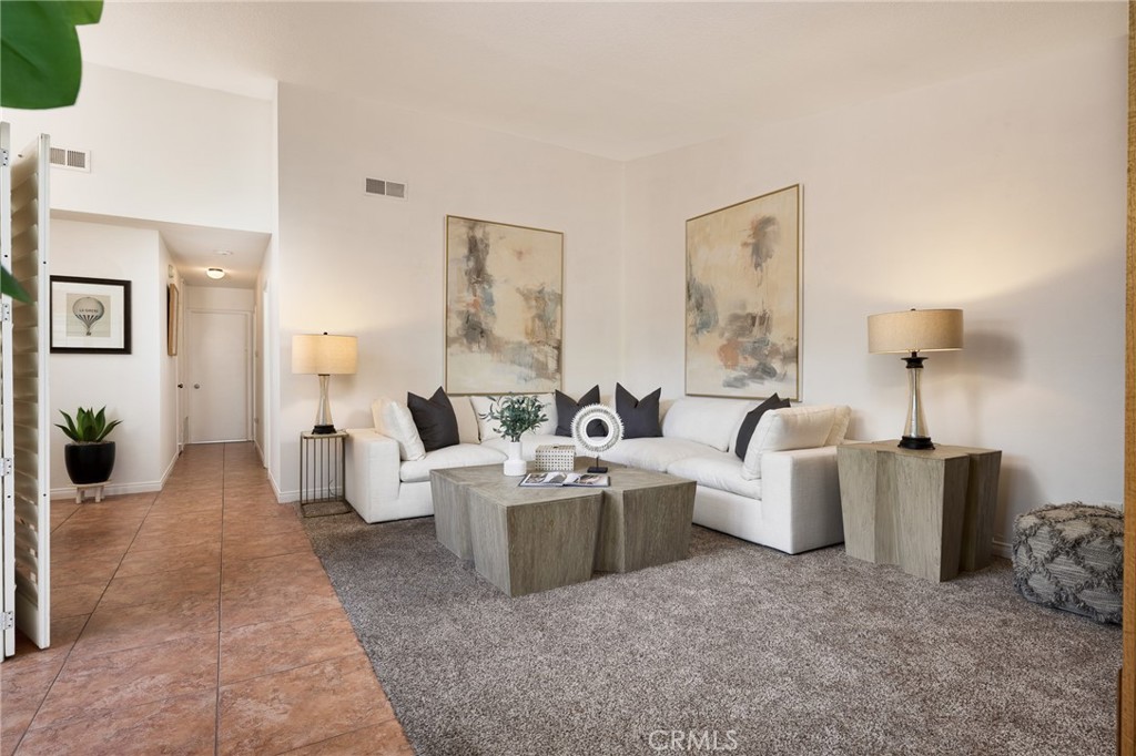 8766 401 Tulare Drive 4