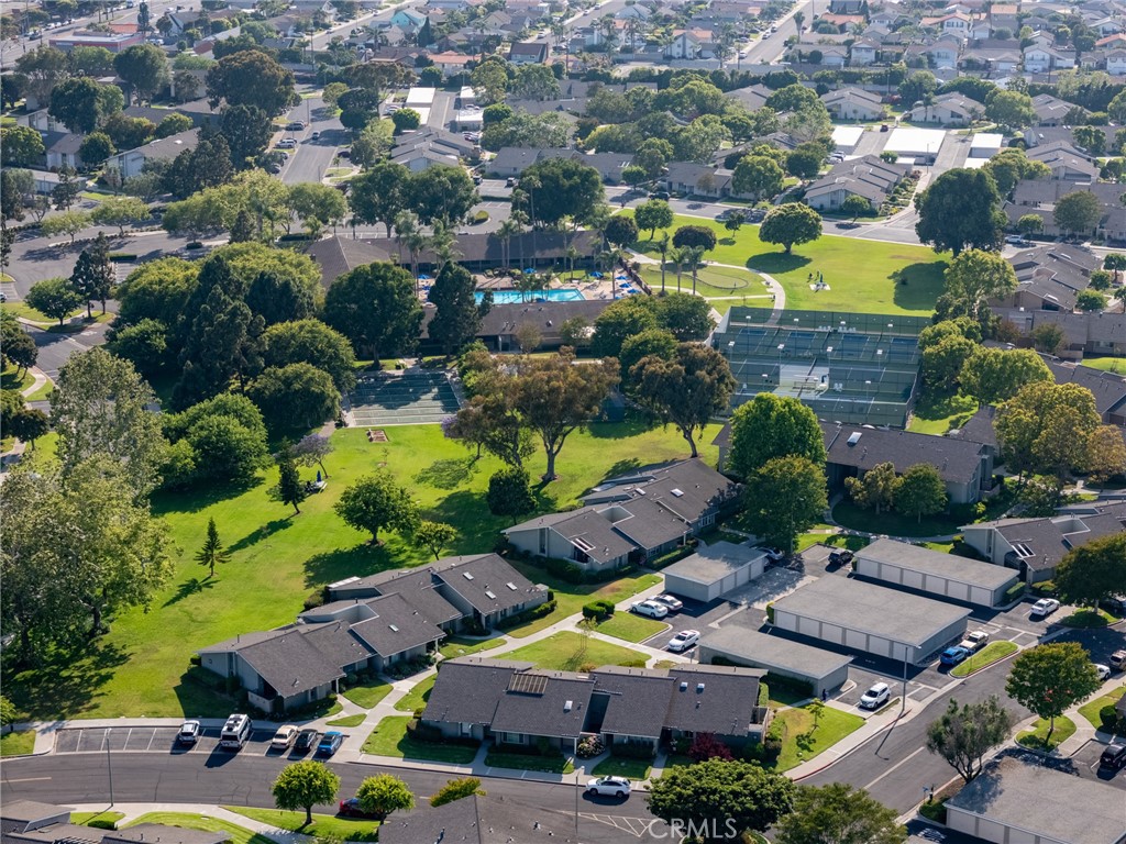 8766 401 Tulare Drive 4