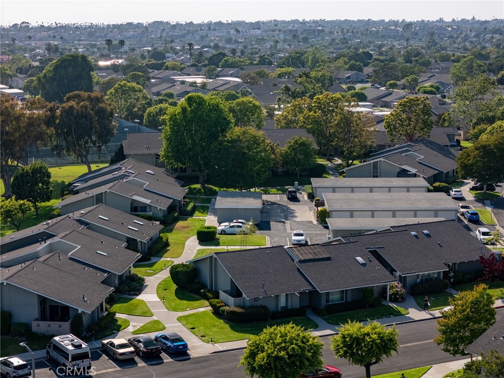 8766 401 Tulare Drive 4