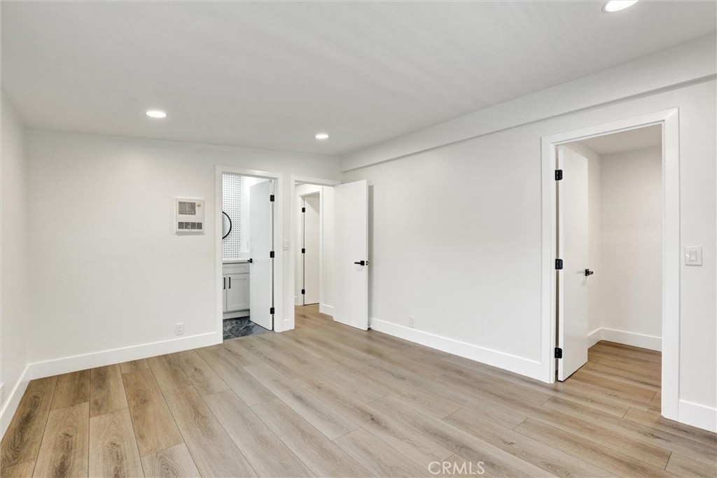 32742 Alipaz Street 23