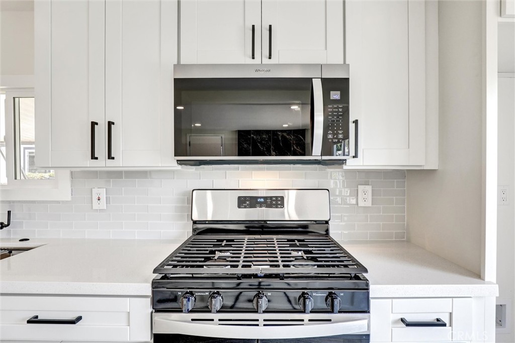 32742 Alipaz Street 23