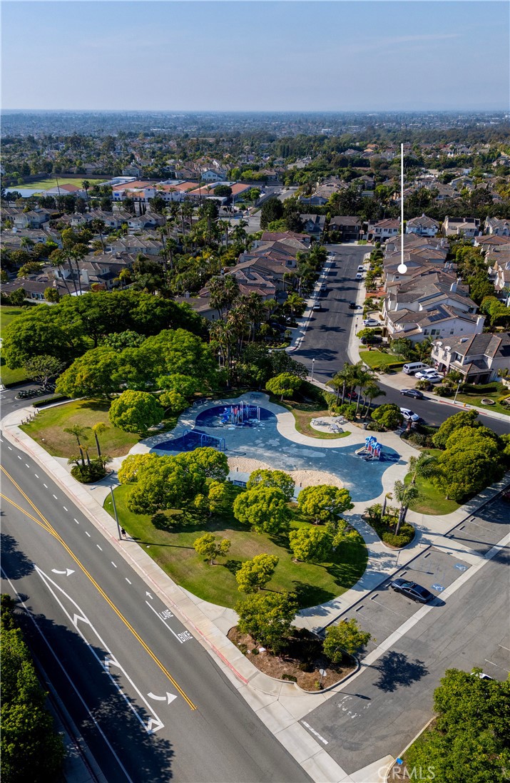 19084 Redford Lane