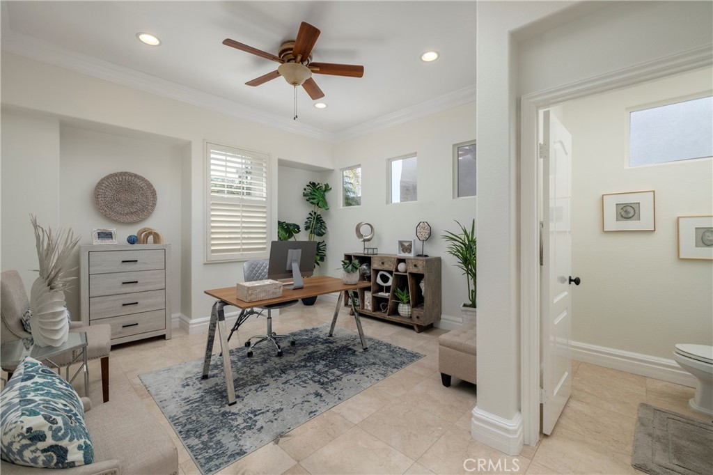 19084 Redford Lane