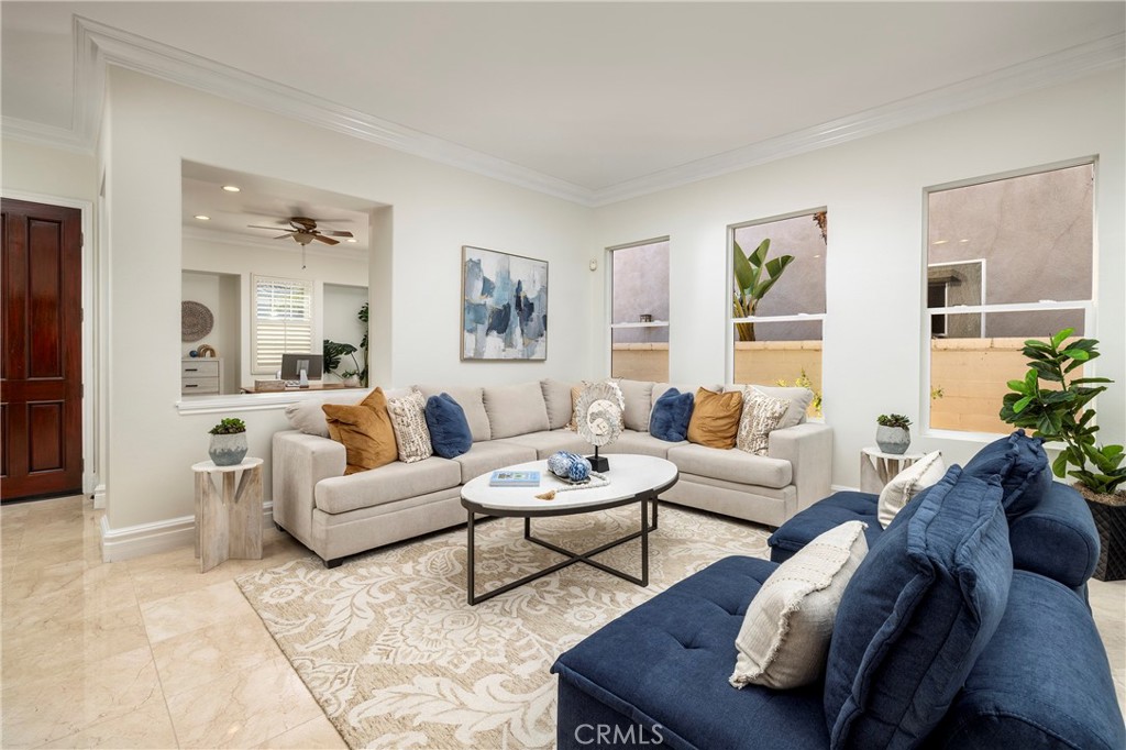 19084 Redford Lane