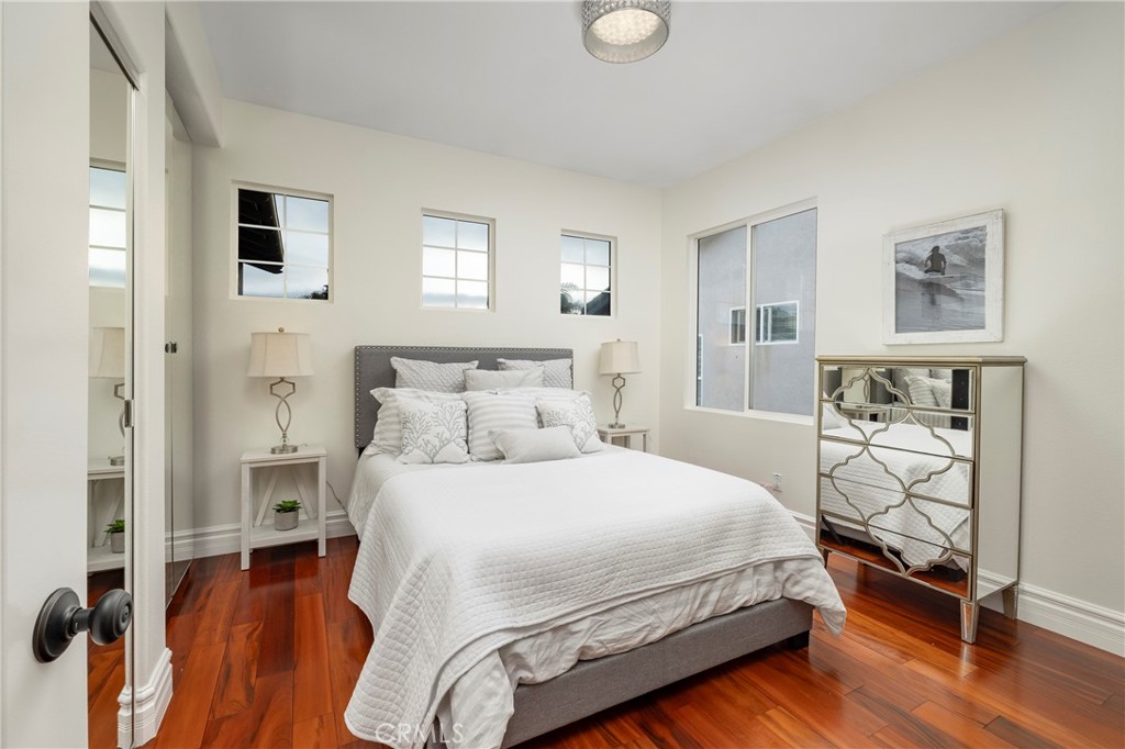 19084 Redford Lane