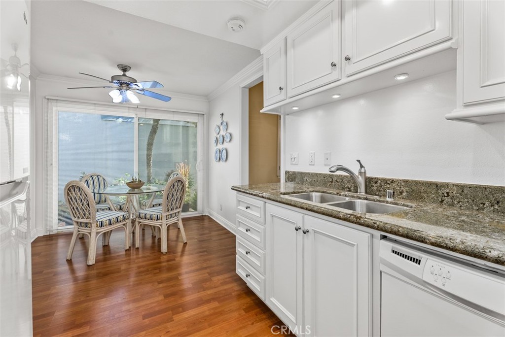 21791 Meadowview Lane